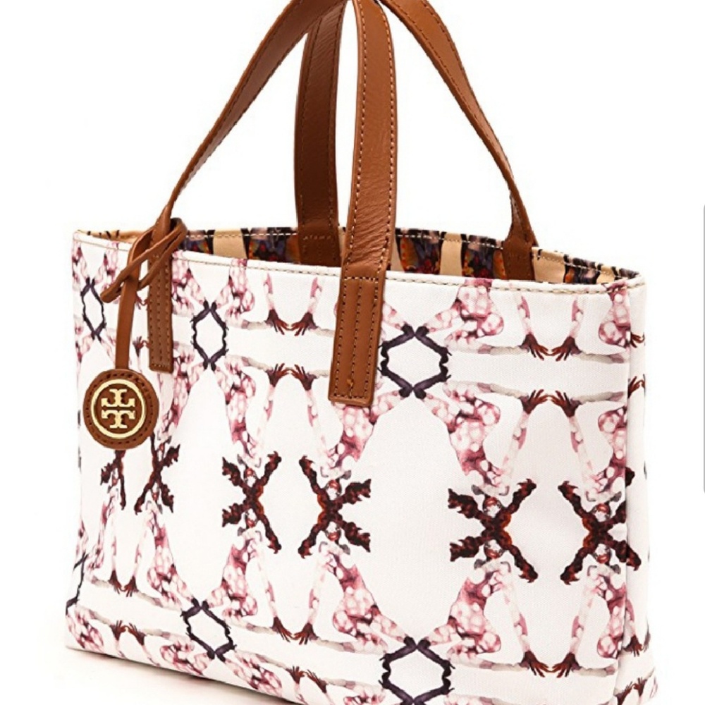*3 day sale** Reversible Tory Burch Tote